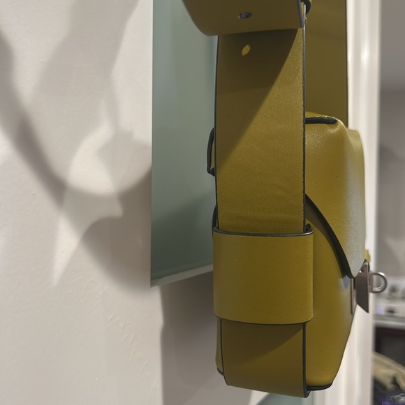 All Saints Frankie 3-in-1 leather crossbody bag - Picture 16 of 16